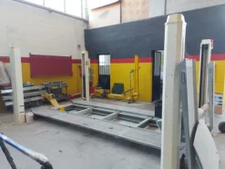 29#7918 Ponte elevatore Car Bench