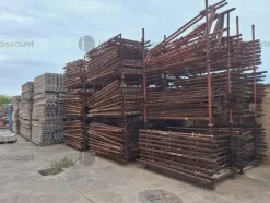 2#9747 Ponteggio puntelli cavalletti assi container