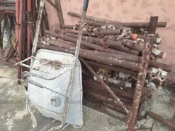 2#9747 Ponteggio puntelli cavalletti assi container