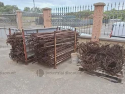 2#9747 Ponteggio puntelli cavalletti assi container