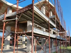 3#8035 Ponteggi per edilizia