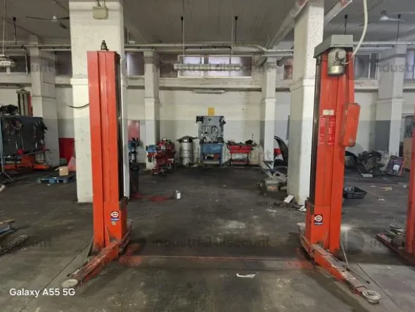 2#9895 Ponti sollevatore a 2 colonne Ravaglioli