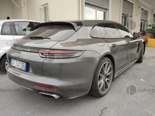 5#9108 Porsche Panamera 4 Hybrid