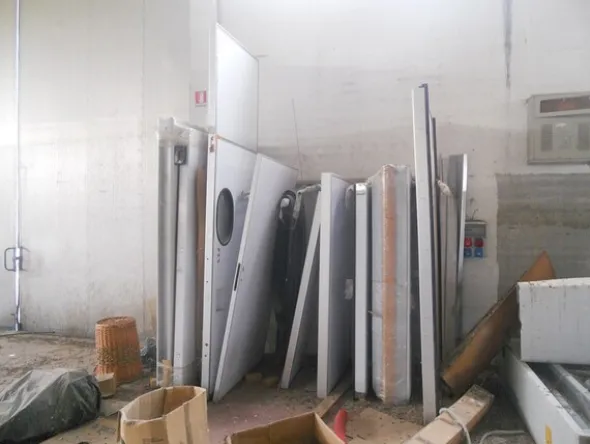 2#5427 Porte e pareti per celle frigo