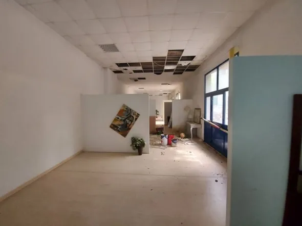 #12882 Porzione di capannone artigianale