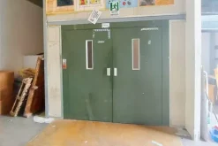 #21352 Porzione di capannone su due livelli