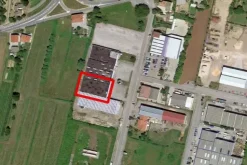 #14882 Porzione di capannone uso commerciale