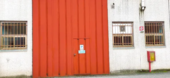 Porzione di capannone uso magazzino
