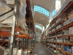 #21605 Porzione di complesso commerciale/logistico con area esterna