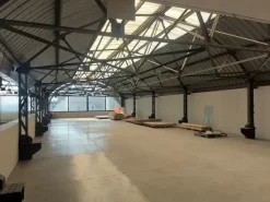 #21605 Porzione di complesso commerciale/logistico con area esterna