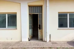 #22061 Porzione di edificio destinata a uffici