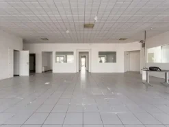 #16054 Porzione di fabbricato ad uso commerciale ed artigianale