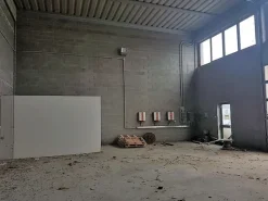 #3460 Porzione di laboratorio artigianale