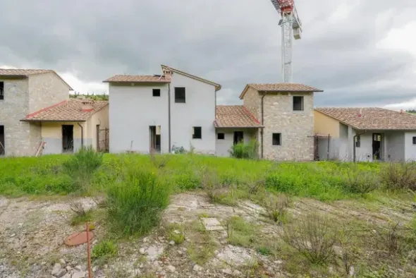 #3517 Porzione di lottizzazione “Borgo Lecchi” - 3 lotti edificati