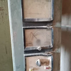 Pressa a caldo Colombo R. per legno e poliuretano