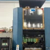 PRESSA AD INIEZIONE PER STAMPAGGIO GOMMA