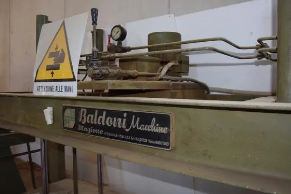 9#2326 Pressa a freddo Baldoni Macchine