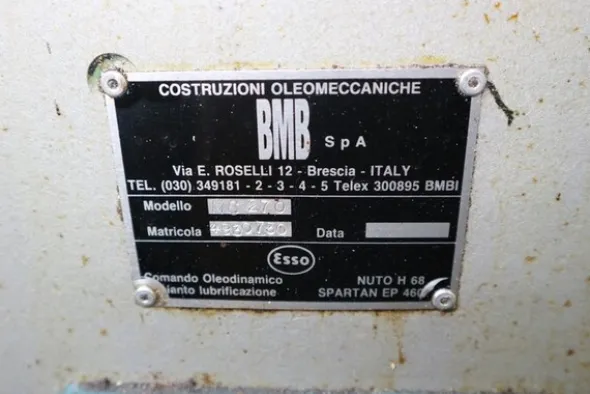13#7165 Pressa a iniezione BMB MC270