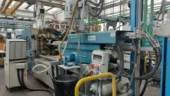 13#7165 Pressa a iniezione BMB MC270
