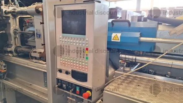 3#9600 Pressa a iniezione BMB 700/20PI