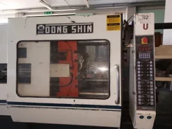 3#7155 Pressa a iniezione Dong Shin
