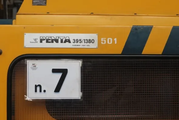 31#5528 Pressa a iniezione Penta