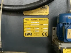 1#8636 Pressa a Iniezione per termoplastici NPM Dynamic 150 con accessori