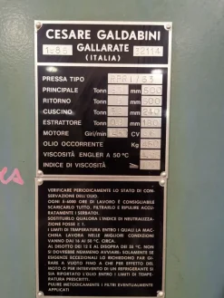 PRESSA IDRAULICA GALDABINI 63 TONS 1985