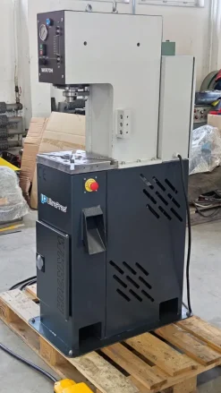 Pressa idraulica ULTRAPRAS WKR70H
