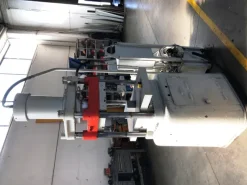 Pressa KOLMAG per stampi 180TON