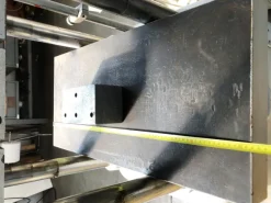 Pressa KOLMAG per stampi 180TON