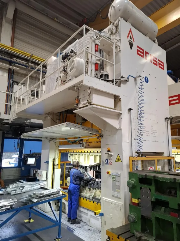 Pressa meccanica ARISA S-2-400-260-FD