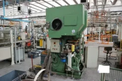 28#7166 Pressa meccanica Omec