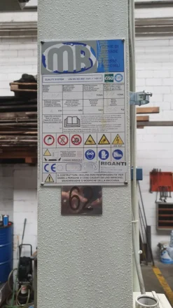 PRESSA MONOPISTONE MB 150 TON