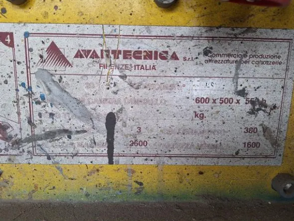 3#8760 Pressa per imballi Avantecnica