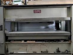 Pressa per impiallaciatura