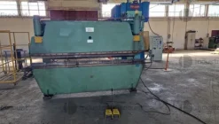 3#8862 Pressa piegatrice BL