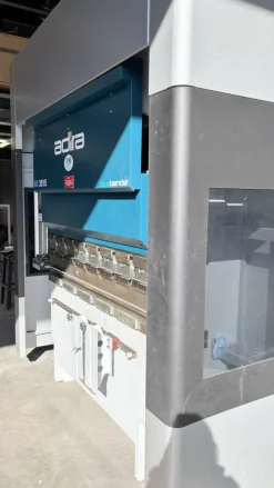 Pressa piegatrice servo-elettrica ADIRA BB 3515