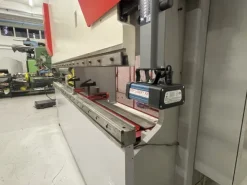 Pressa piegatrice usata BEYELER PR3
