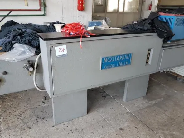 1#3139 Pressa rotativa Bergi e trasportatore aereo