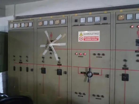 1#3139 Pressa rotativa Bergi e trasportatore aereo