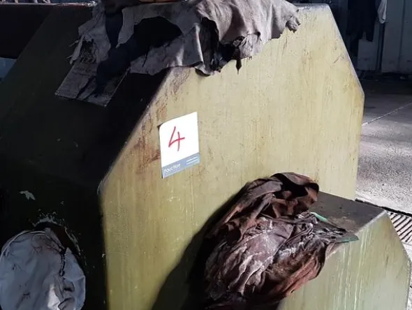 1#3139 Pressa rotativa Bergi e trasportatore aereo