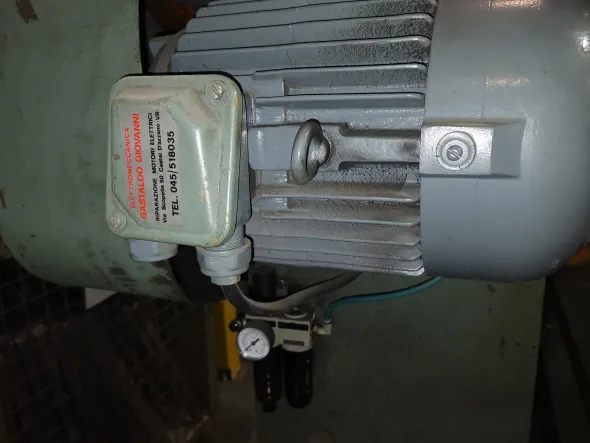 Pressa - scantonatrice 35 ton MIOS