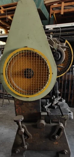 Pressa Trancia usata da museo anni 60