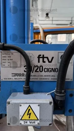 3#9856 Pressa Turra Cigno 30/20 ad iniezione verticale