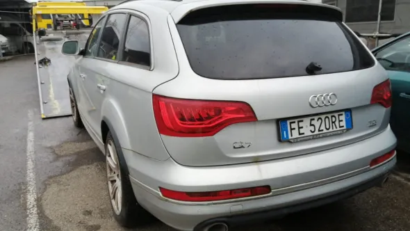 procedura n.100/2024 - Autovettura Audi Q7