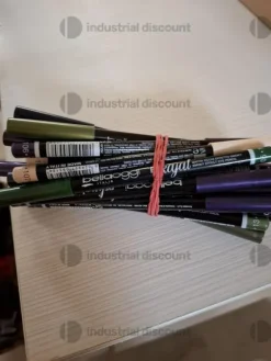 4#9203 Prodotti cosmetica manicure e prodotti solari