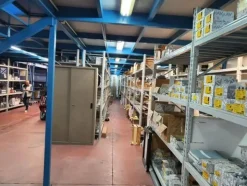 12#6433 Prodotti finiti per serramenti e serrature