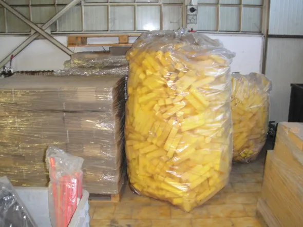 Produzione Tergivetro Plastica con gomma e spugna