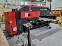 Punzonatrice cnc Amada Vipros 255